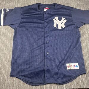Yankees majestic diamond collection large jersey mesh
